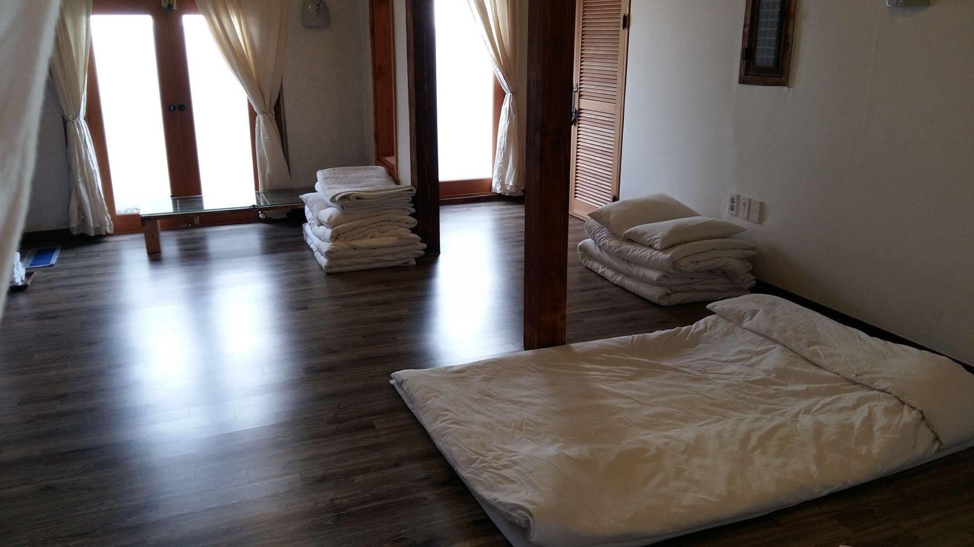 Greem Guesthouse Jeonju Exteriör bild